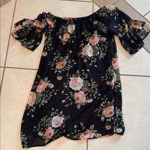 Elegant Floral Off-Shoulder Midi Dress